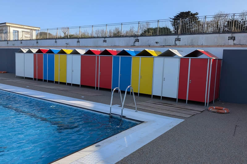 Classic Beach Huts Using External Grade SGL